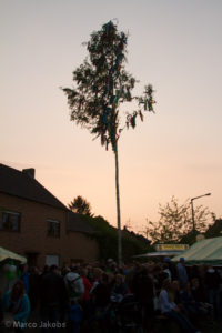 Letztes Maifest im alten Dorf ...